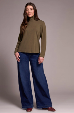 Long-Sleeve Turtle Neck Top