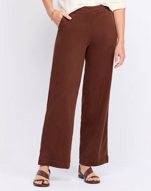 Clean Front Wide Leg Pant