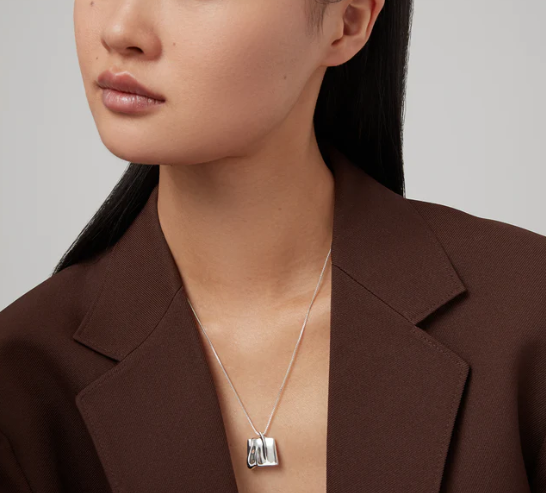 Sundra Pendant Necklace Small