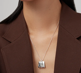 Sundra Pendant Necklace Small