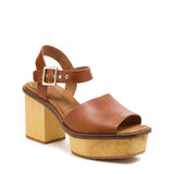 Groove Platform Heel