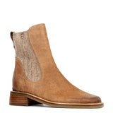 Chelsea Boot w/Studs